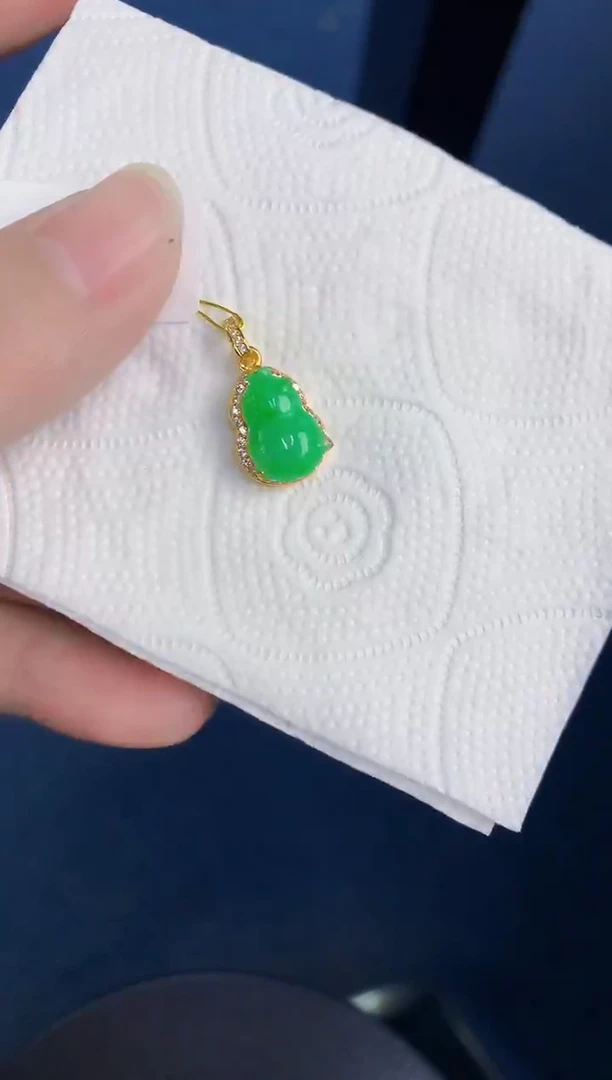 颈饰未镶嵌翡翠天然翡翠缅甸A货