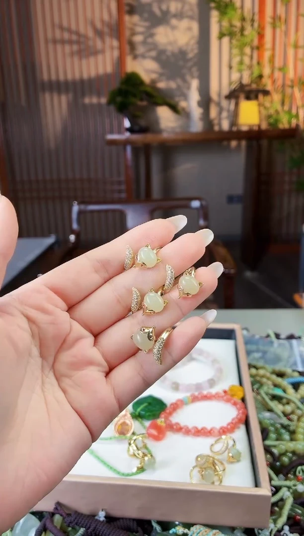 合金和田玉挂件多样性发货拍一发一