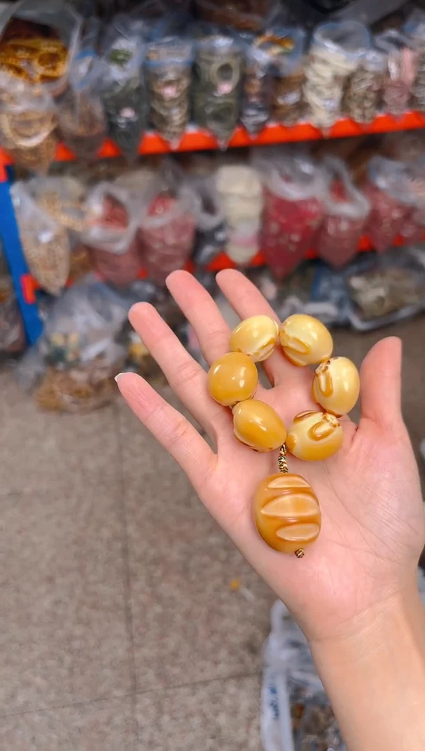 吊坠菩提根/象牙果新款黄色兔小手捻
