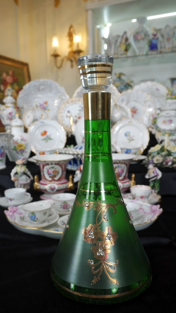 骨瓷婷婷中古器物如图所示109