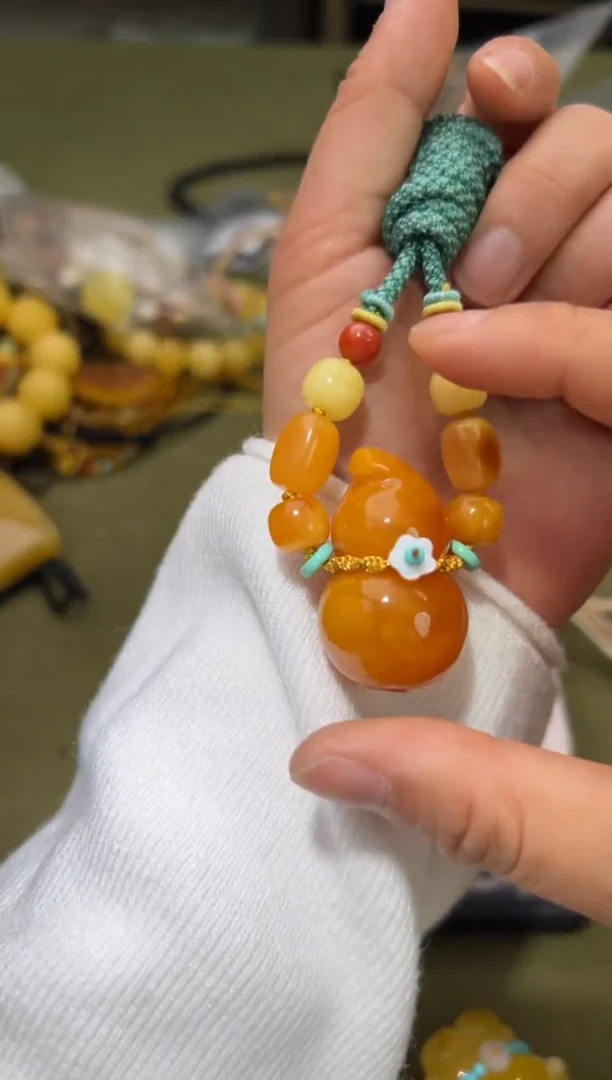 裸石琥珀未镶嵌琥珀蜜蜡吊坠