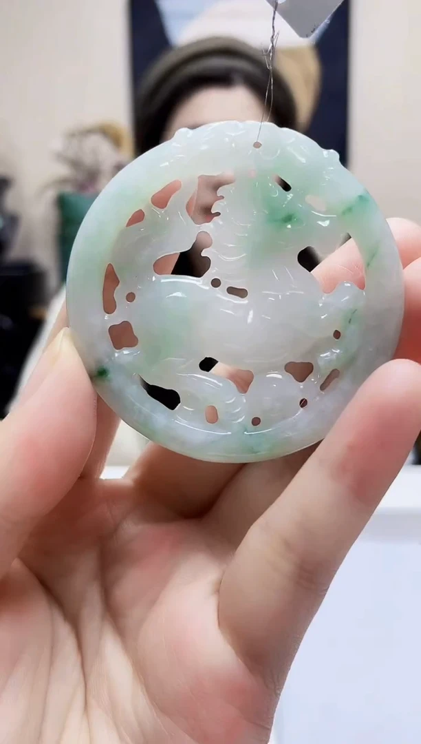 未镶嵌定制翡翠吊坠38