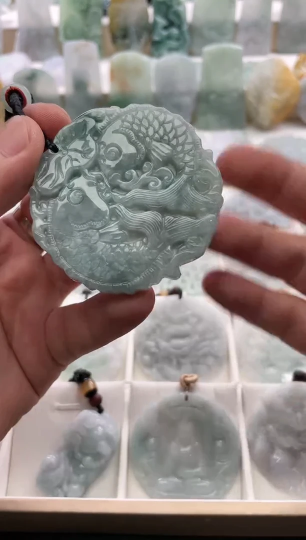 【闪购商品】翡翠颈饰未镶嵌..../2/18/ 67