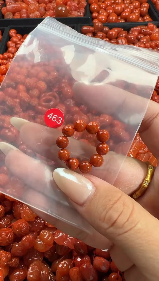 颈饰未镶嵌南红玛瑙1