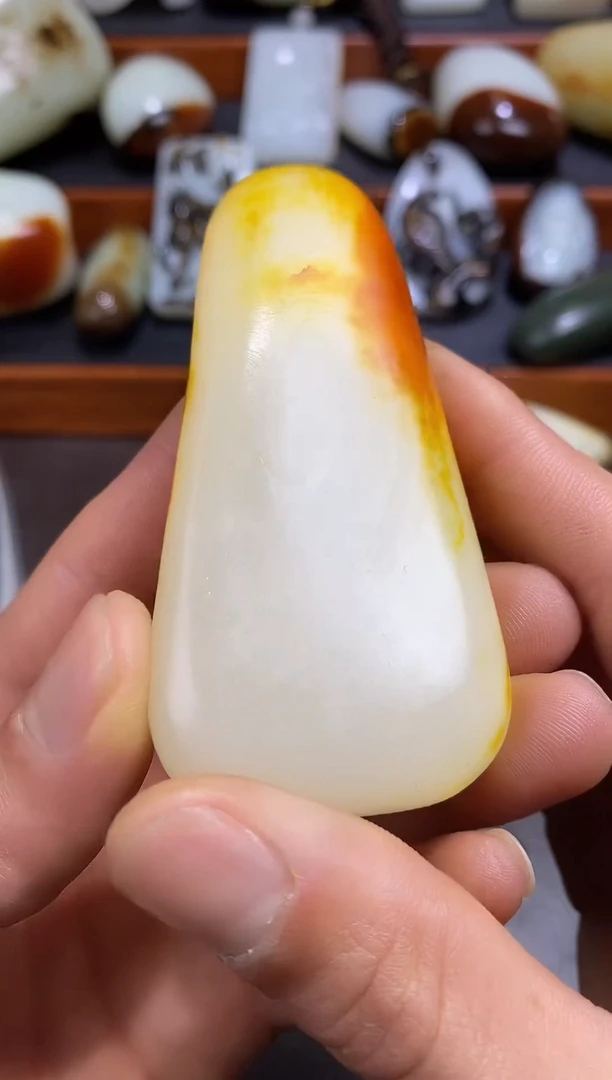 未镶嵌和田玉摆件李**…和田玉