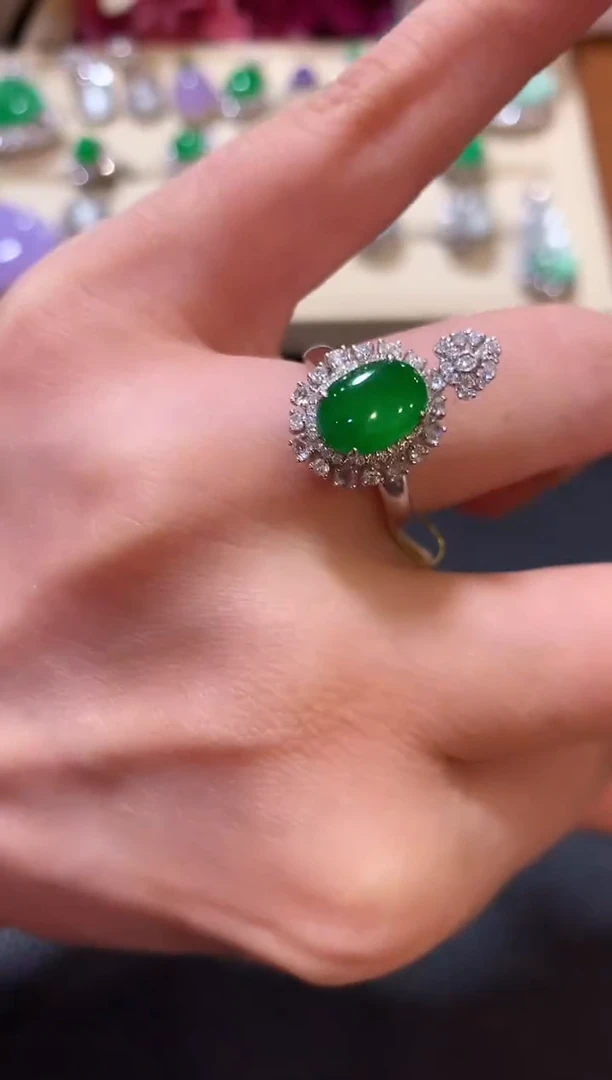 18K金镶嵌戒指翡翠z122