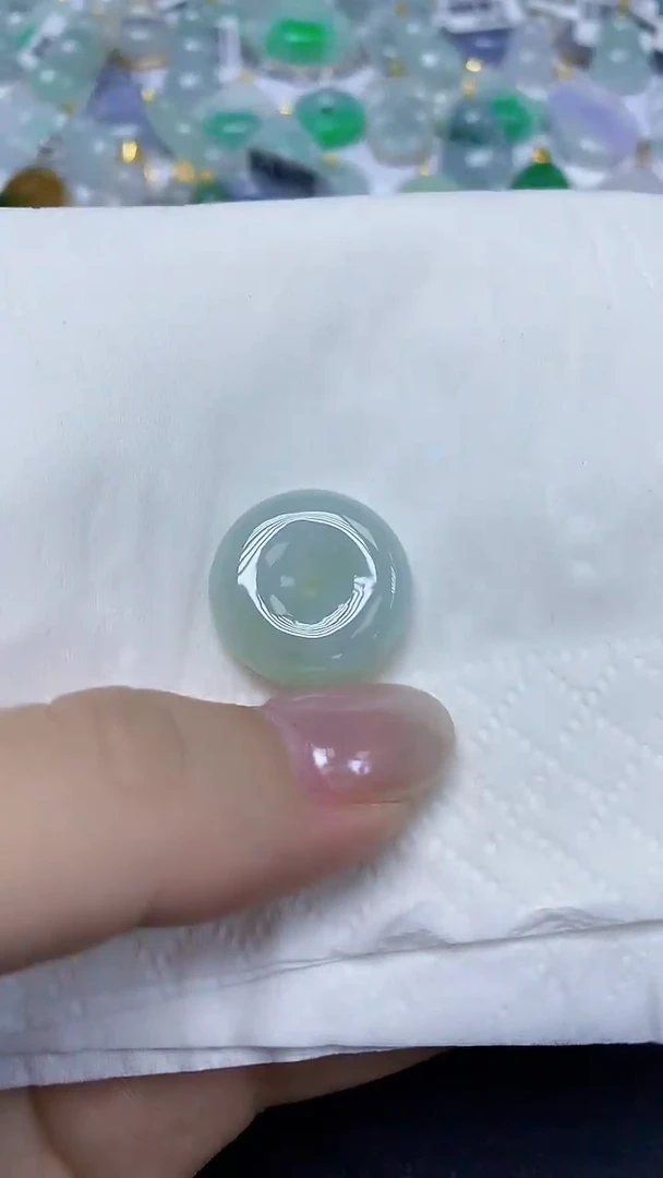 翡翠未镶嵌颈饰天然缅甸翡翠A货