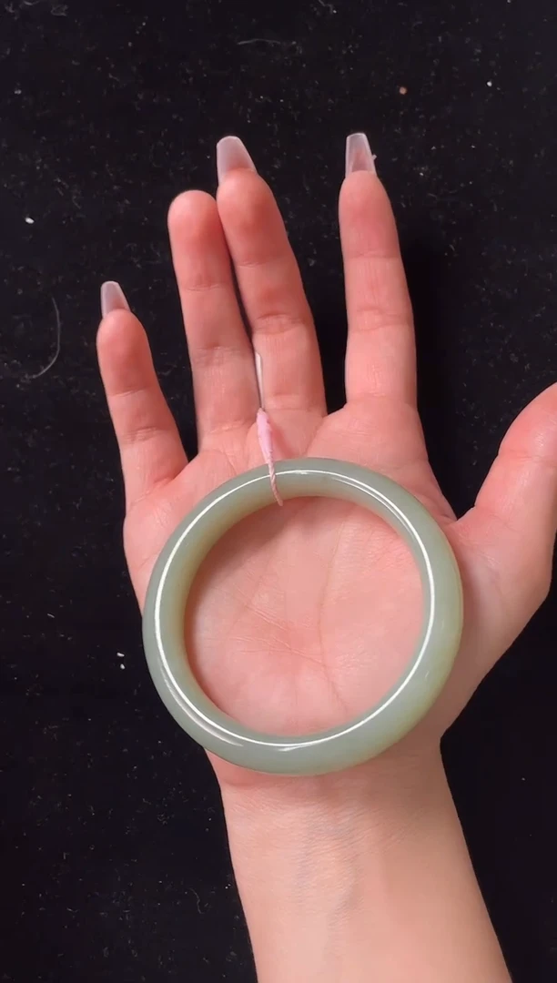 未镶嵌手镯和田玉新疆且末近矿料60圈口上等和田玉手镯女