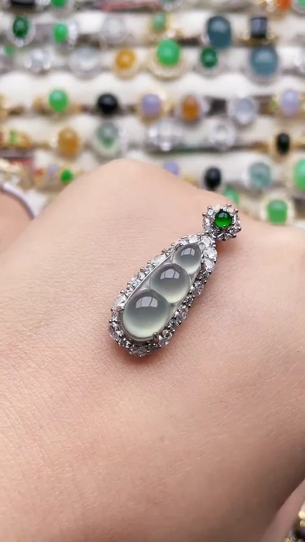 颈饰银S925镶嵌翡翠125