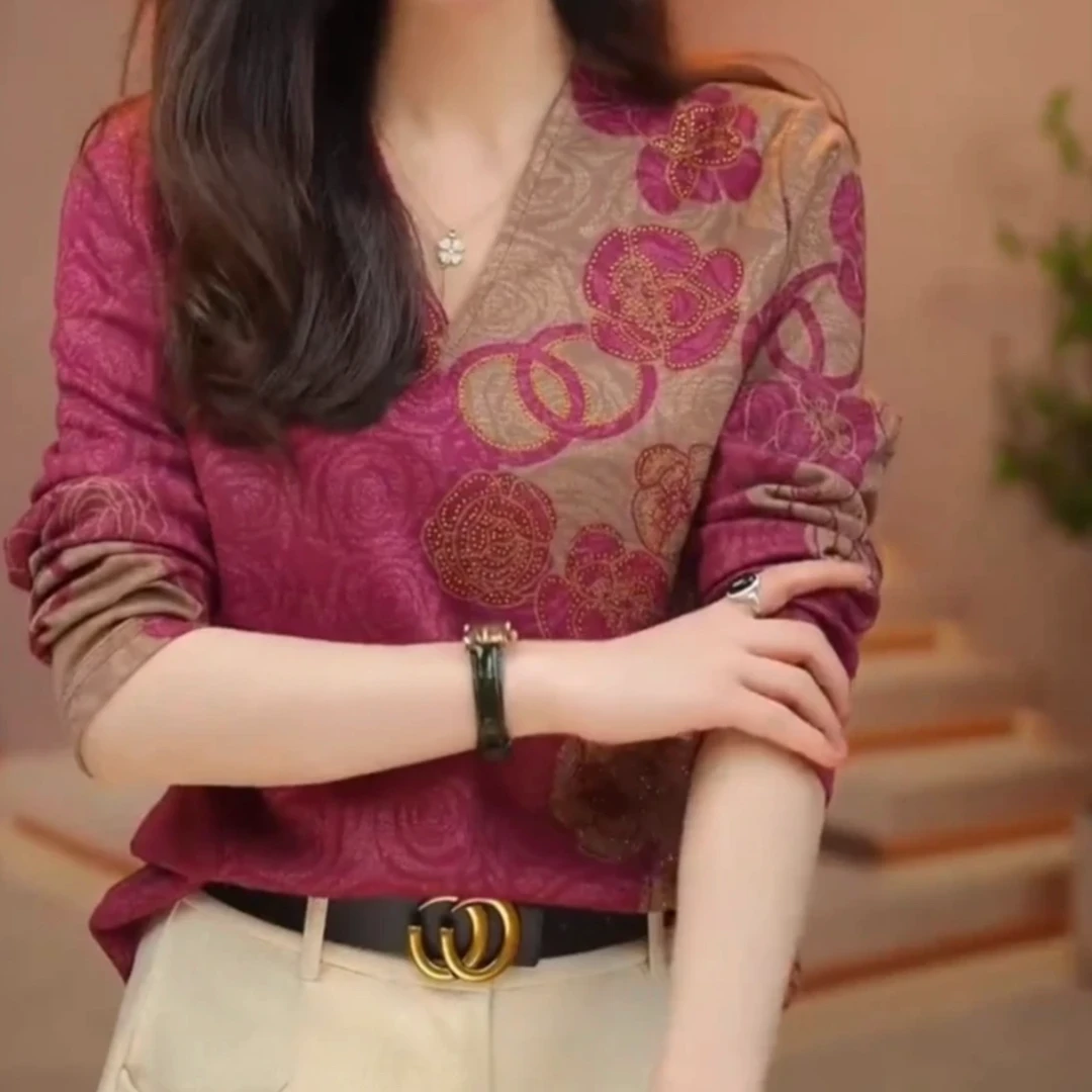 新款时尚洋气显瘦显白百搭气质长袖修身上衣小衫女