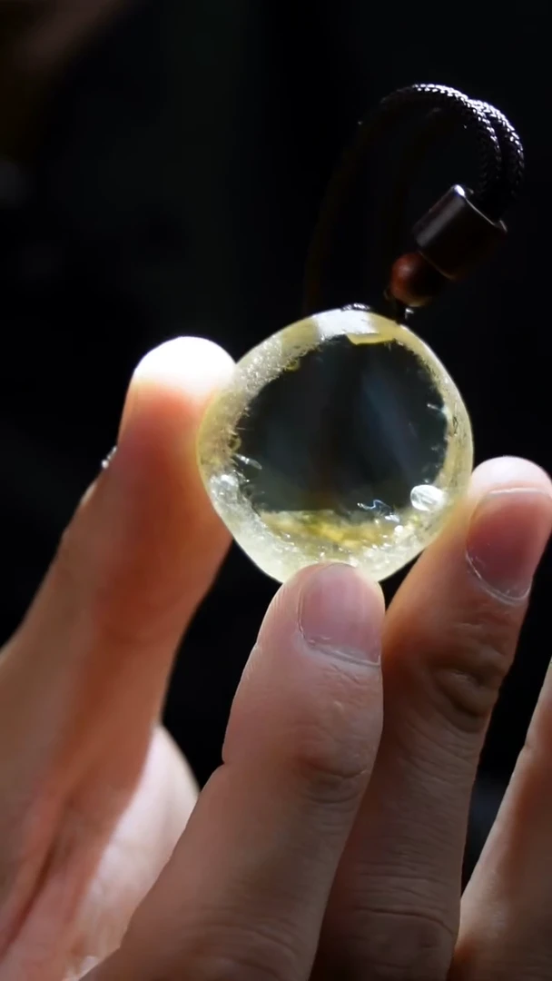 吊坠(赠链)未镶嵌水晶水晶