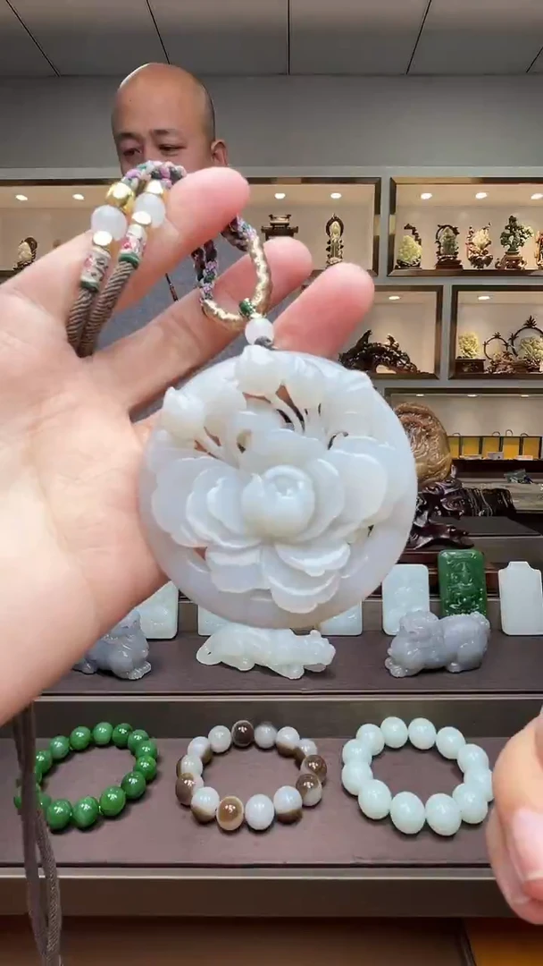 【闪购商品】和田玉挂件未镶嵌苏