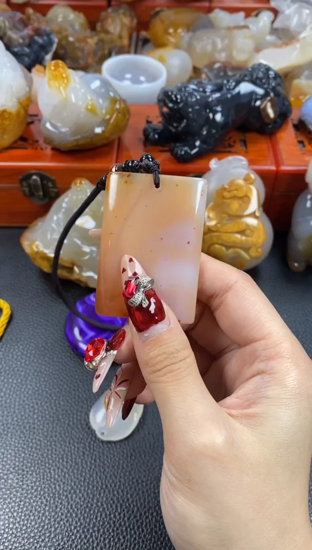 【闪购商品】玛瑙/玉髓挂件未镶嵌1