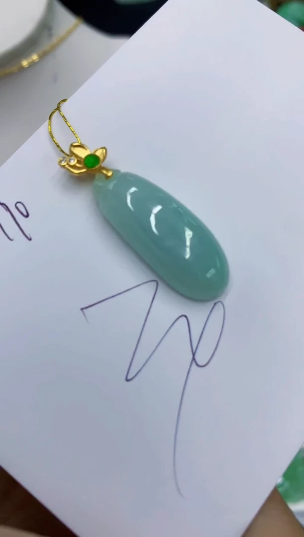 翡翠未镶嵌颈饰11111111111