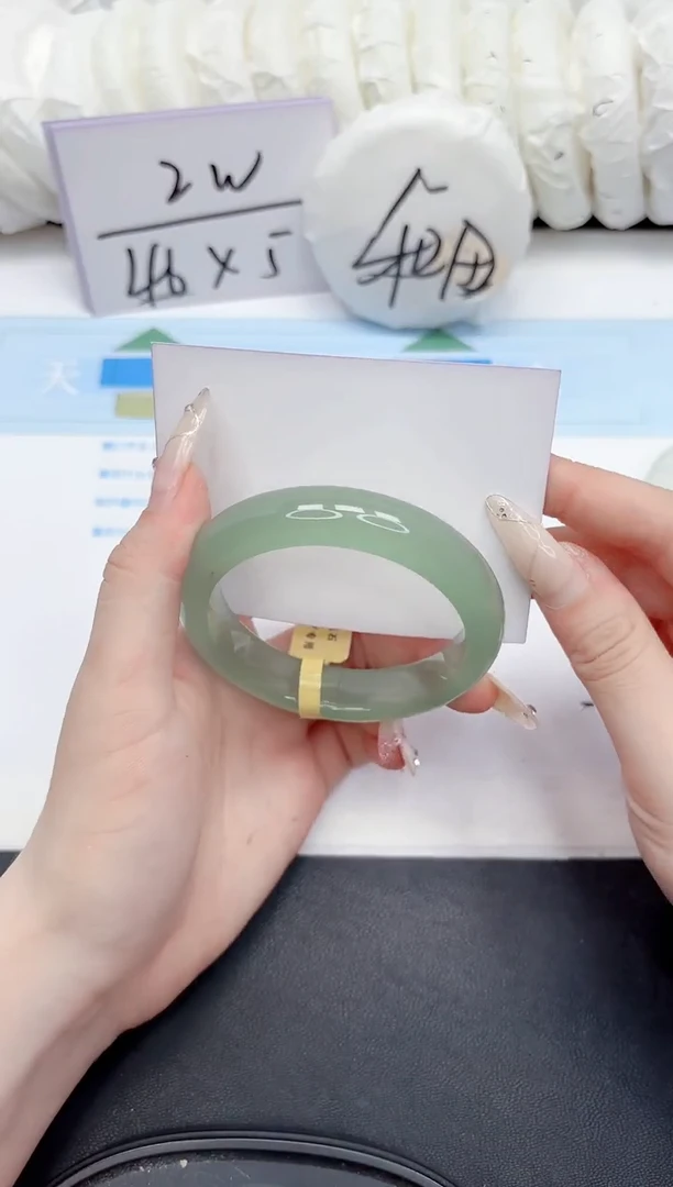 未镶嵌手镯石英质玉194-52.8