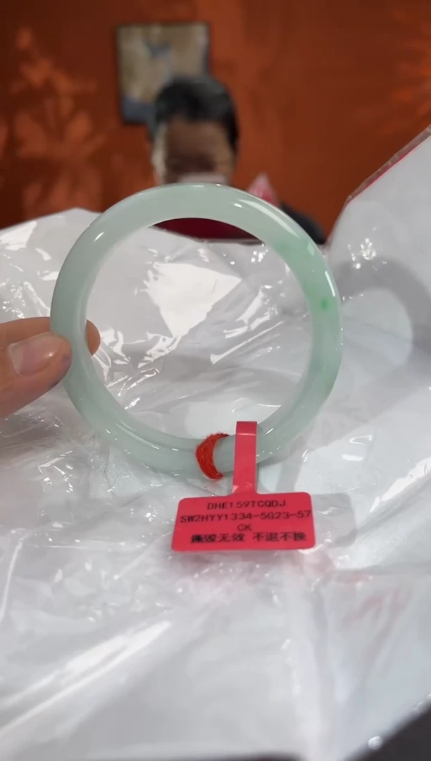 未镶嵌手镯翡翠翡翠手镯