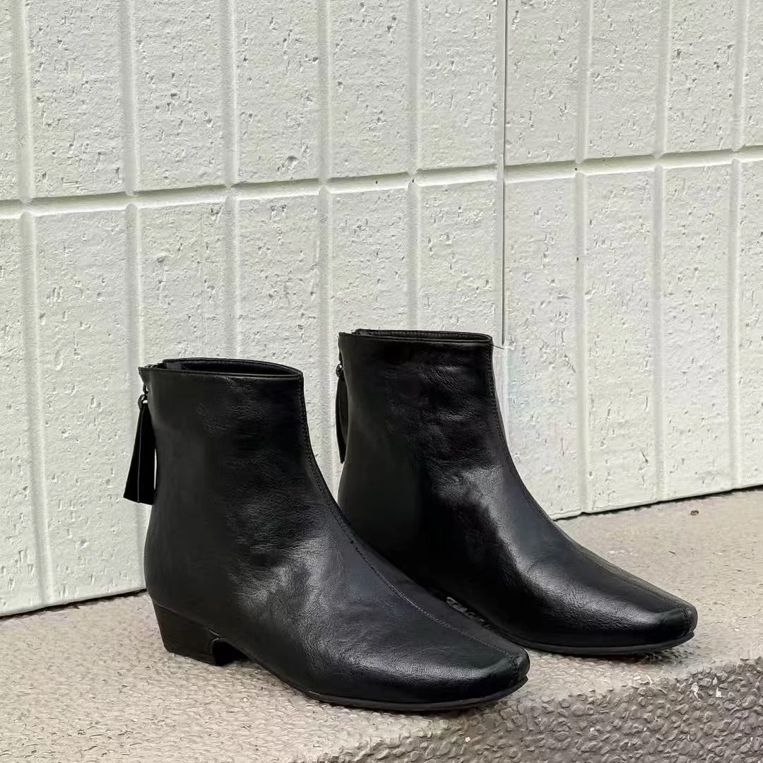 JIUER薄款粗跟耐脏低跟法式尖头马丁靴方头常规2062