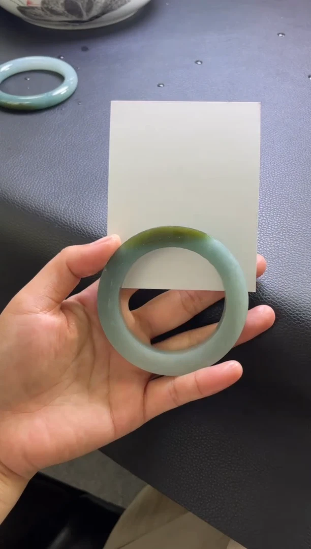 未镶嵌手镯定制翡翠手镯