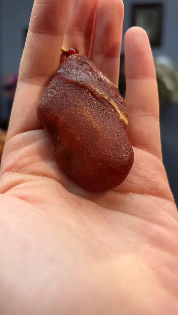 琥珀颈饰未镶嵌吊坠