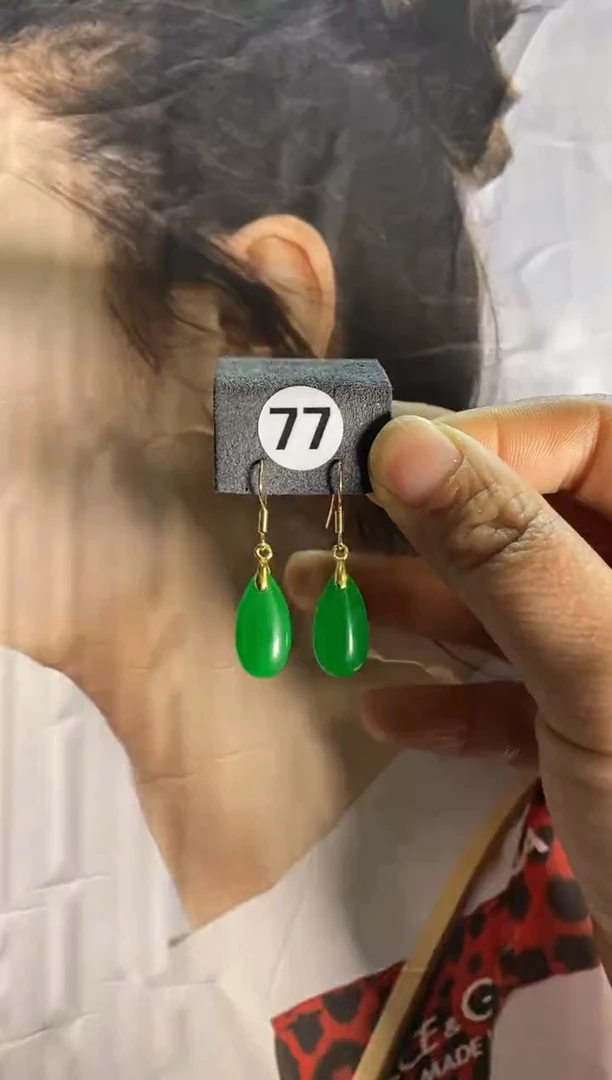 【闪购商品】翡翠耳饰银S925镶嵌77....