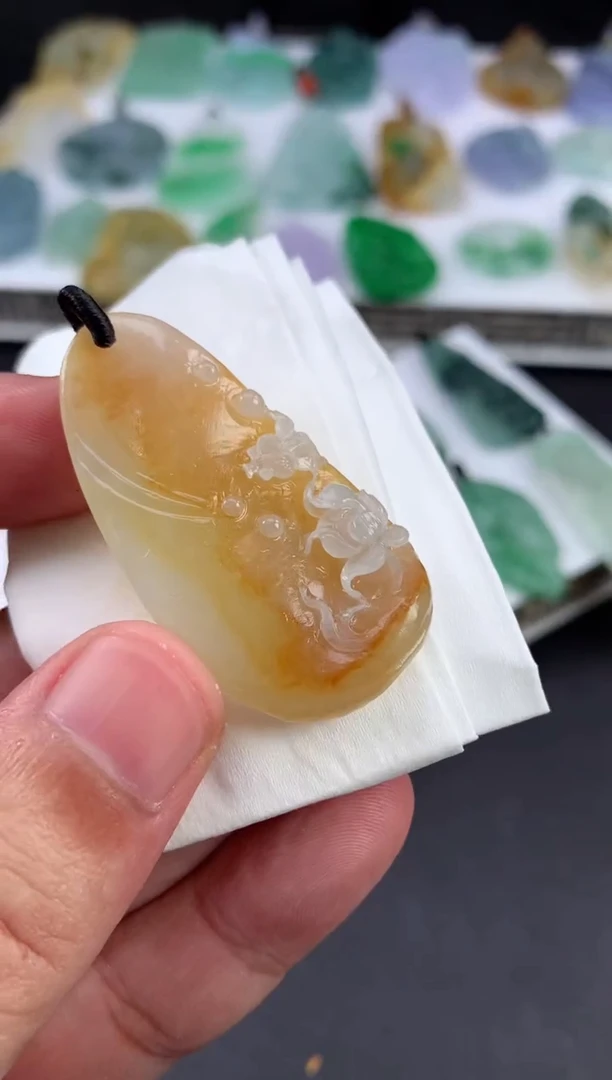 未镶嵌定制翡翠桃****4翡翠