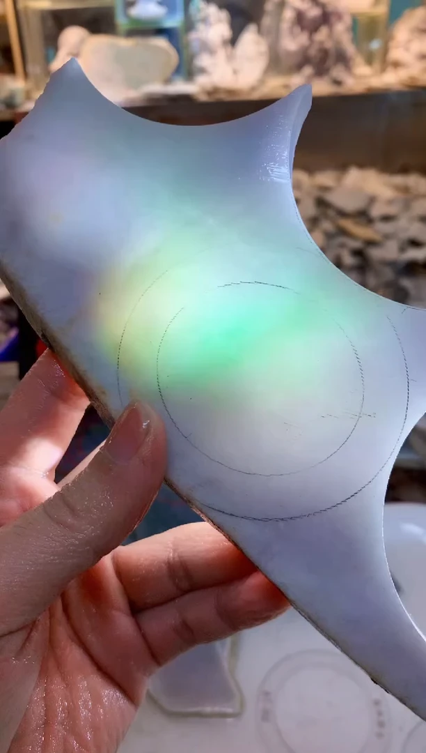 翡翠裸石0朗0翡翠珠宝81