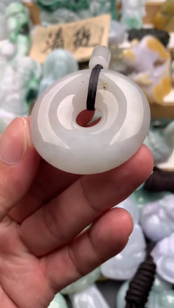 吊坠(不含链)未镶嵌翡翠1