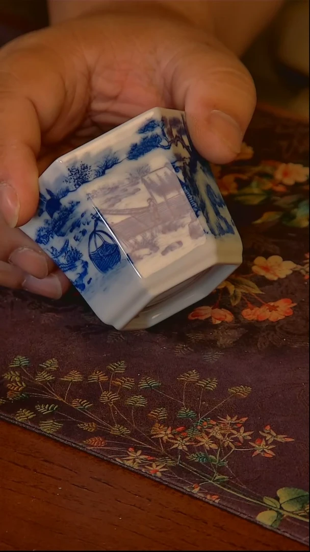 杯手工手绘杯杯很美丽