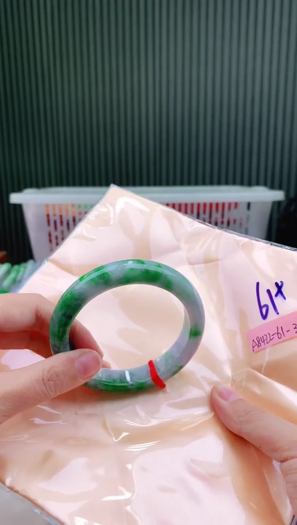 未镶嵌手镯翡翠61