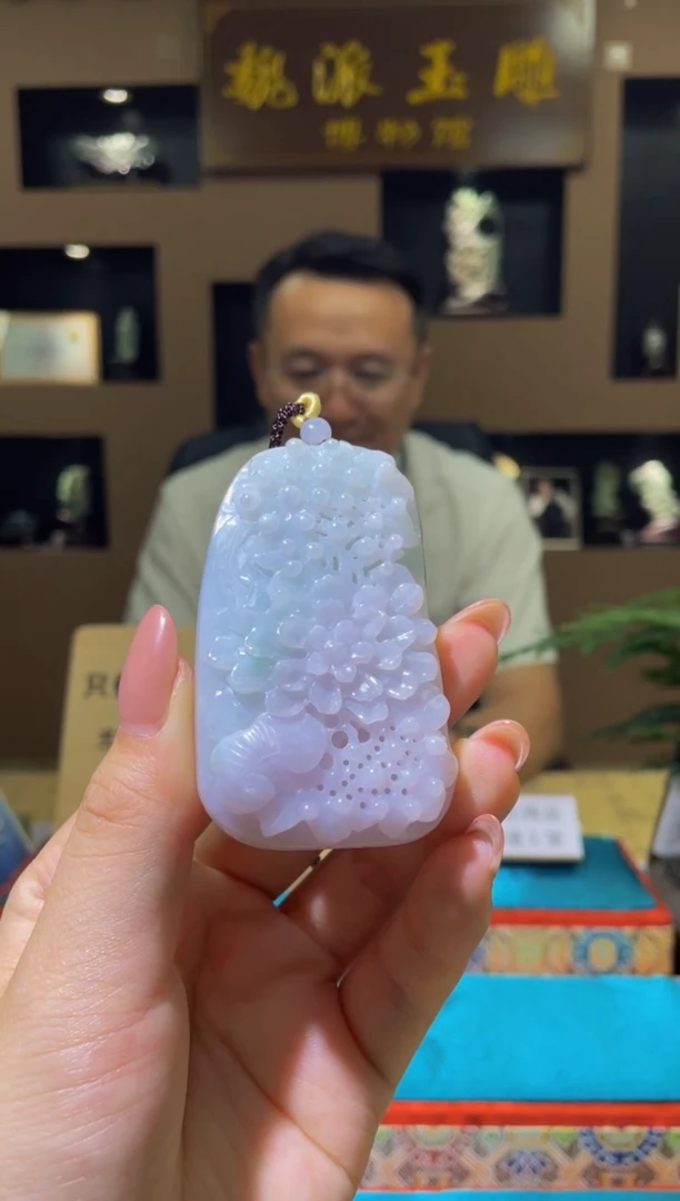 翡翠未镶嵌颈饰MFC0802020