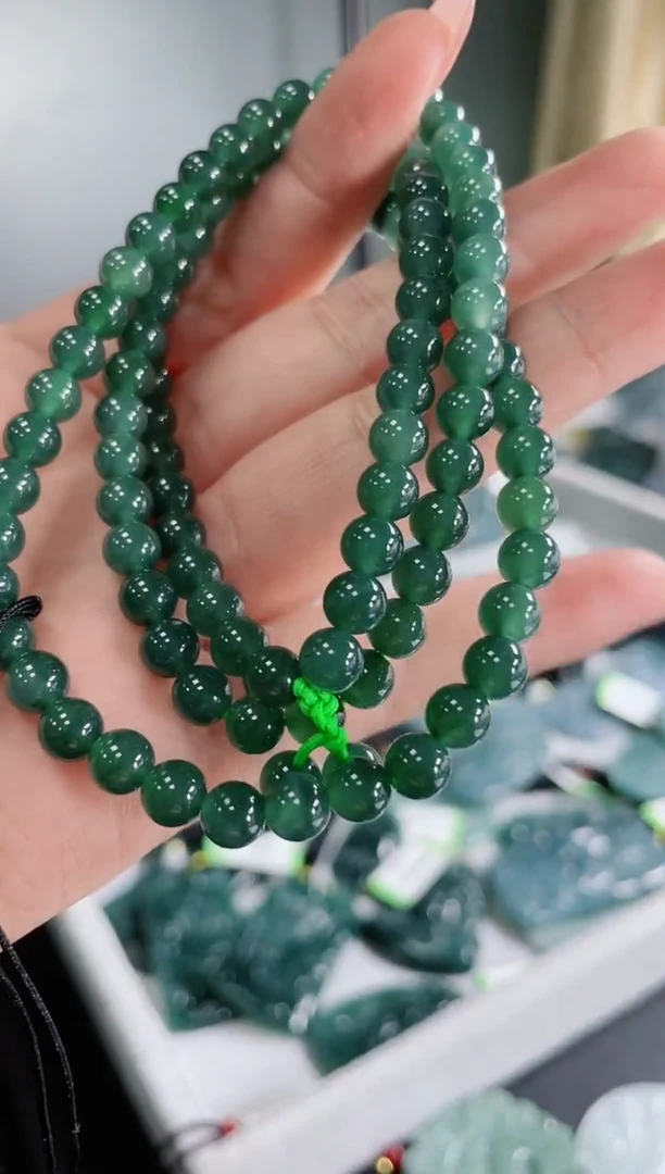 【闪购商品】翡翠颈饰未镶嵌