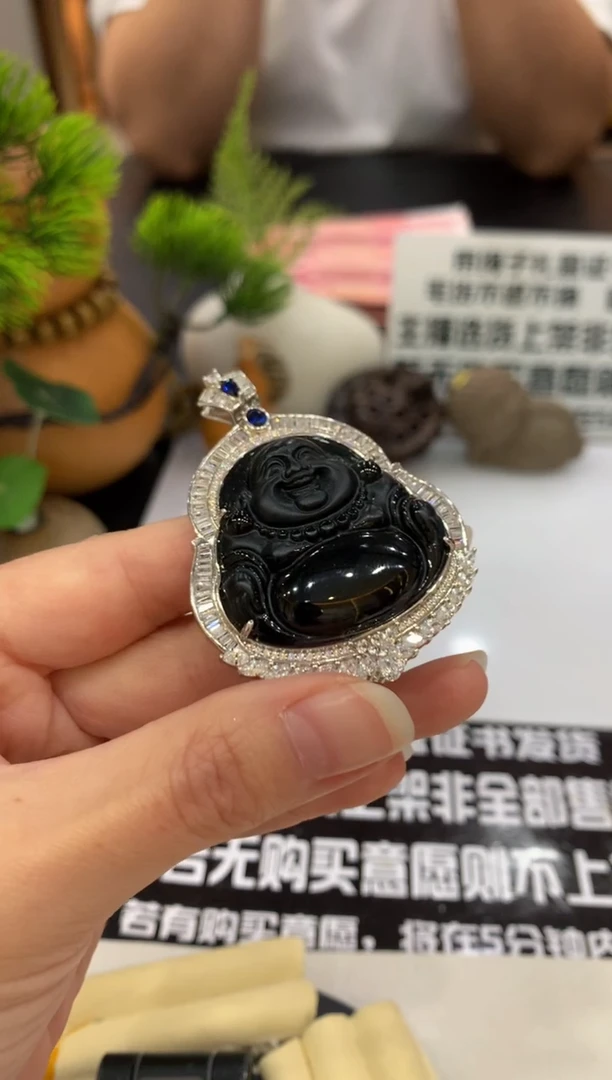 颈饰银S925镶嵌翡翠L****o---113510