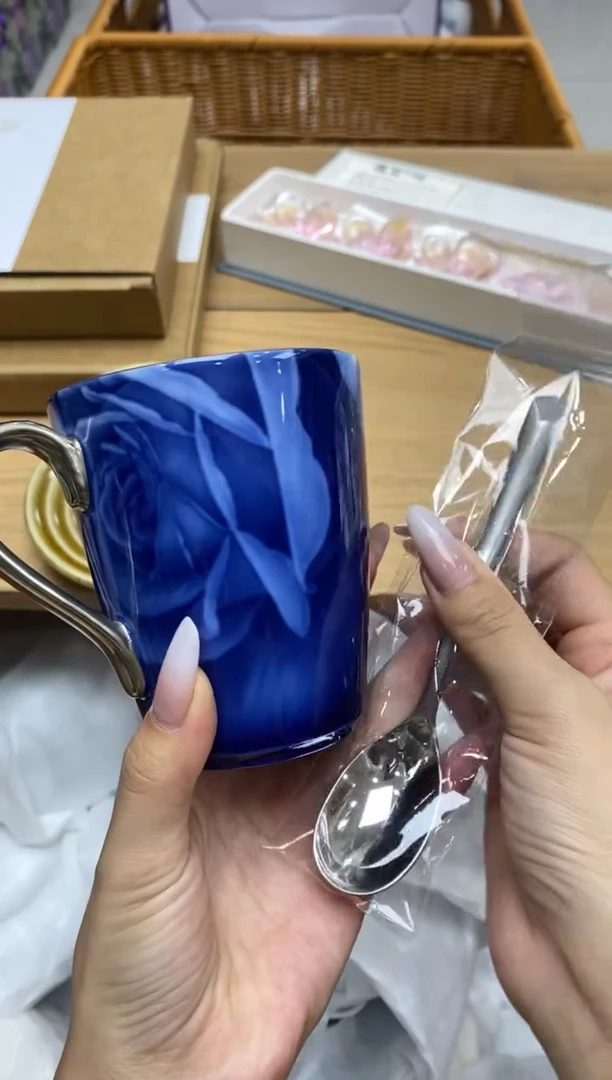 瓷片普***隆莲全球选好物精选