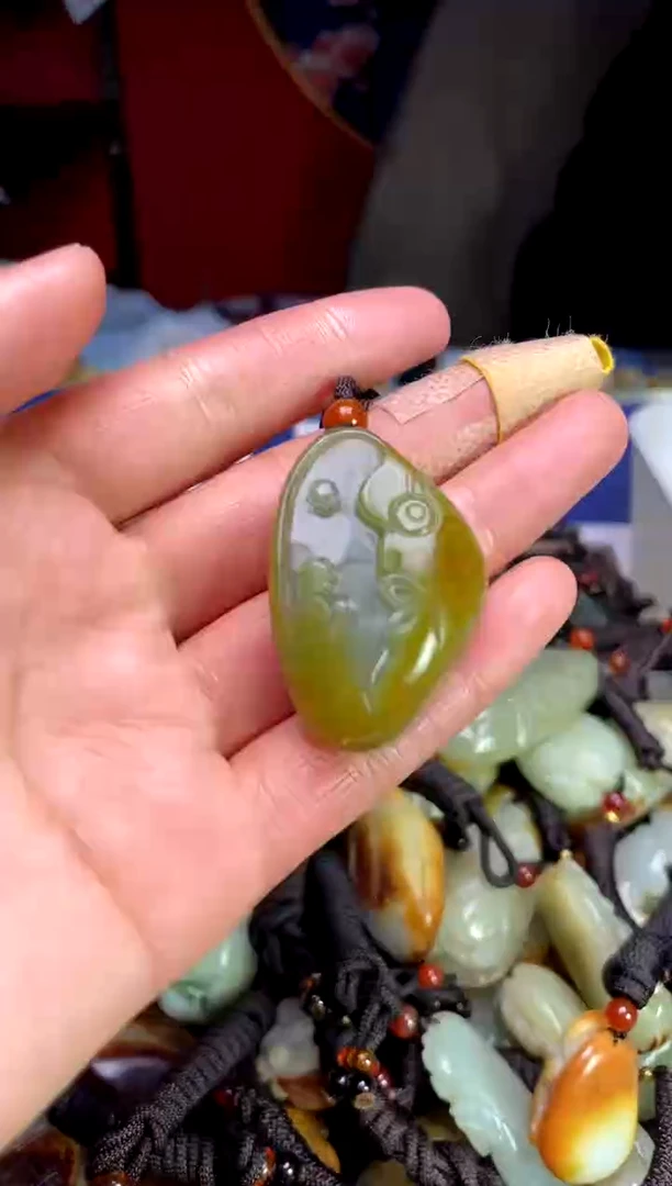 【闪购商品】和田玉颈饰未镶嵌3