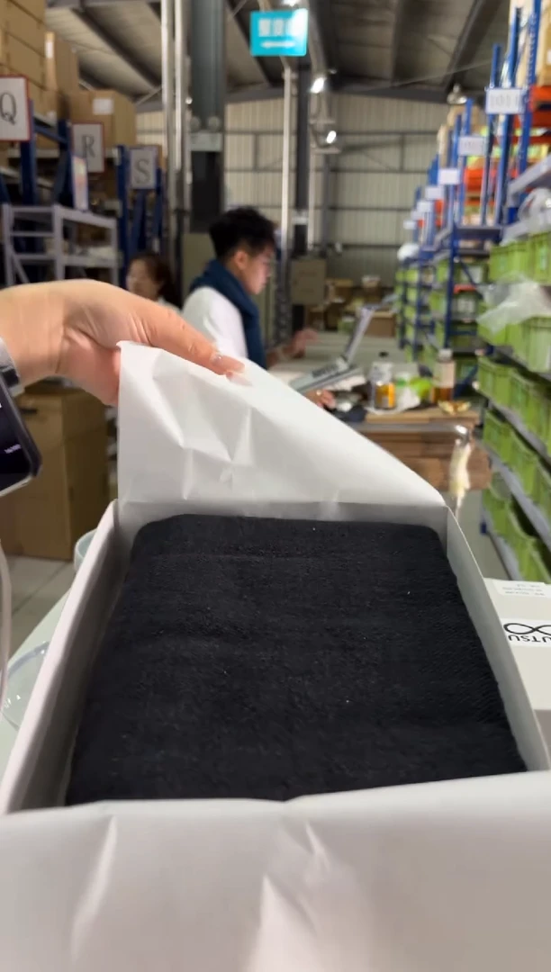 玻璃纸黑色59614-054