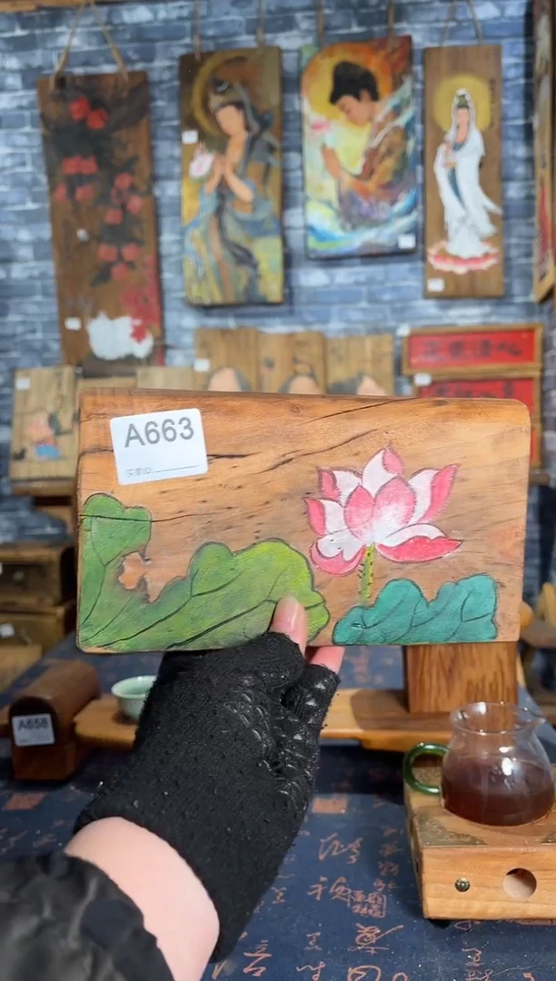 风化老门板丙烯画