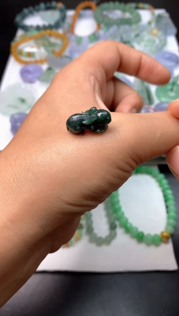 定制翡翠未镶嵌翡翠毛货发货发一个