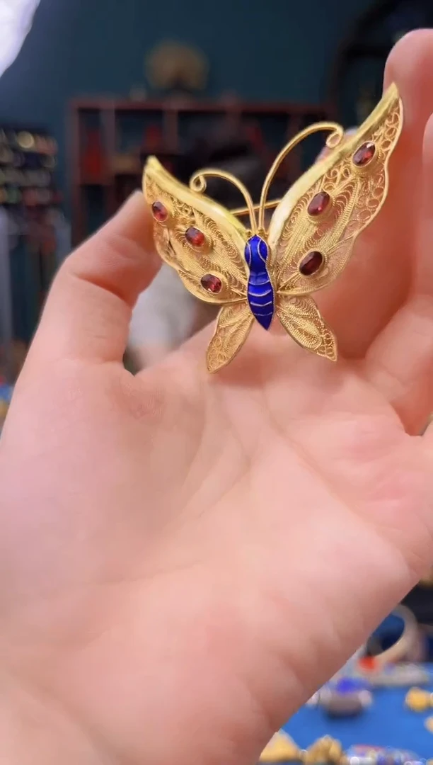 花丝镶嵌蝴蝶胸针