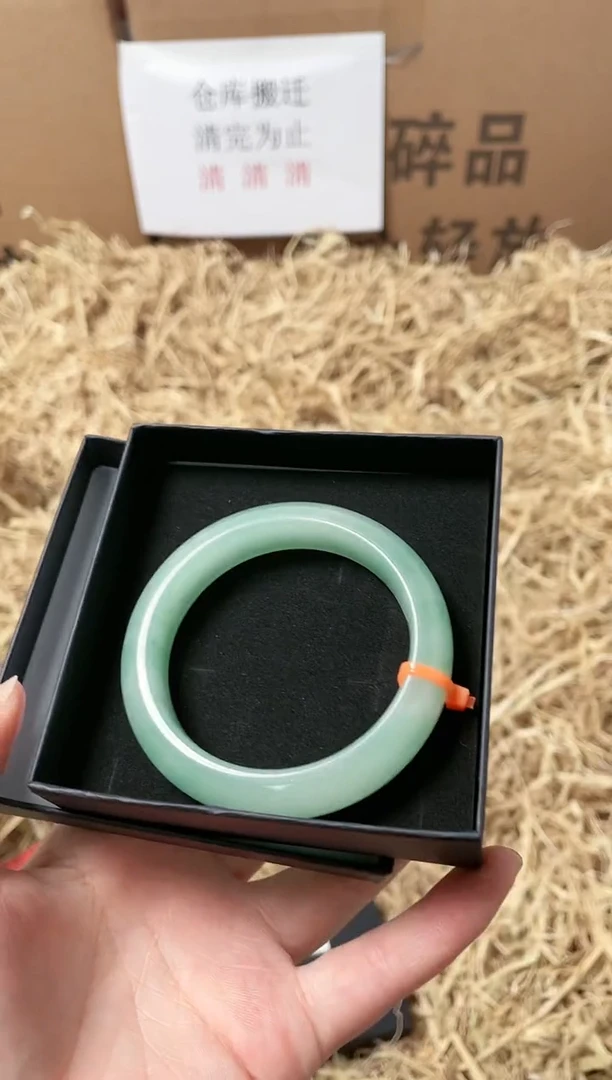 未镶嵌手镯石英质玉29-Q27-54