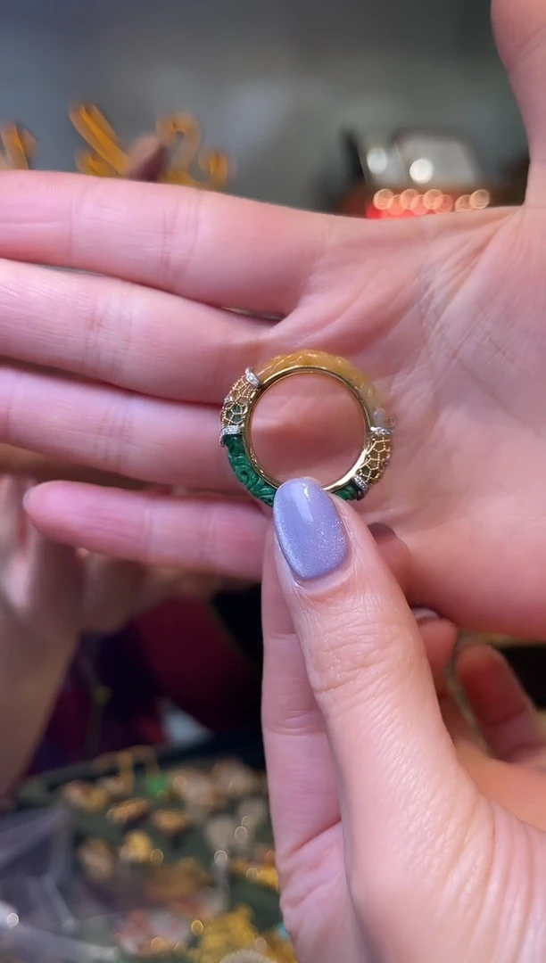 【闪购商品】翡翠戒指18K金镶嵌黄绿18k金翡翠戒指