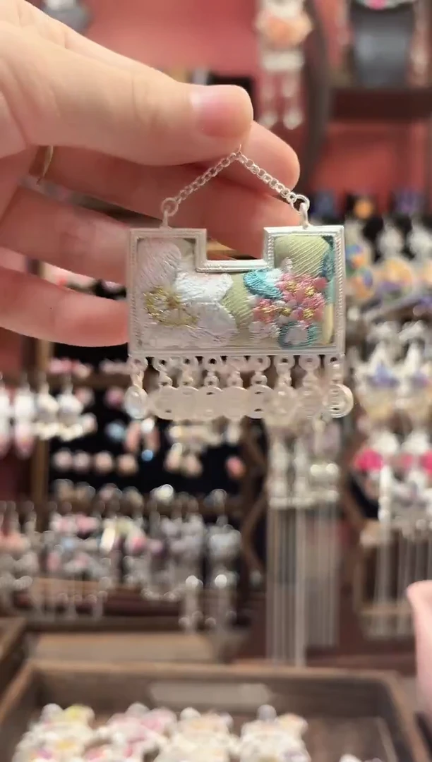 织绣 云织谣民族风精美饰品  266