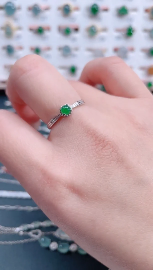 银S925镶嵌戒指翡翠天然翡翠