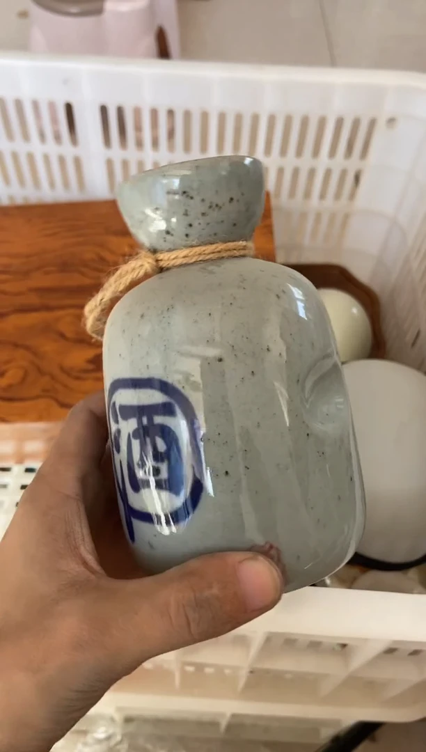 无运费险有瑕疵的摄影的产品有使用过的痕迹有点脏介意勿拍