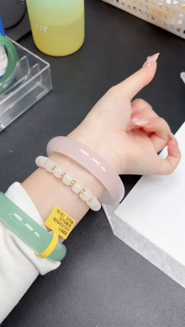 未镶嵌手镯石英质玉250-62