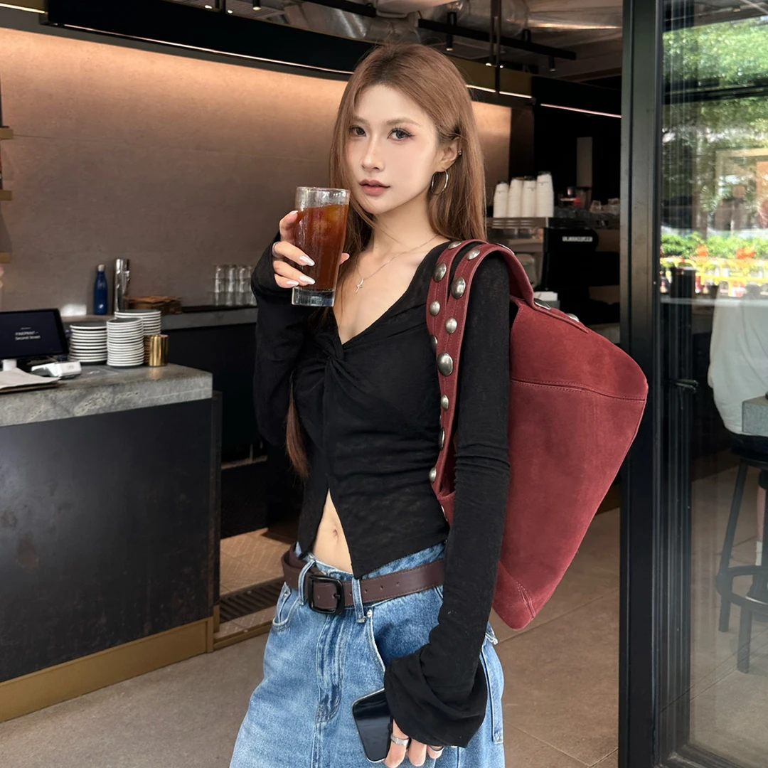 美式复古黑色V领针织衫女秋季新款设计长袖修身上衣阔腿裤两件套