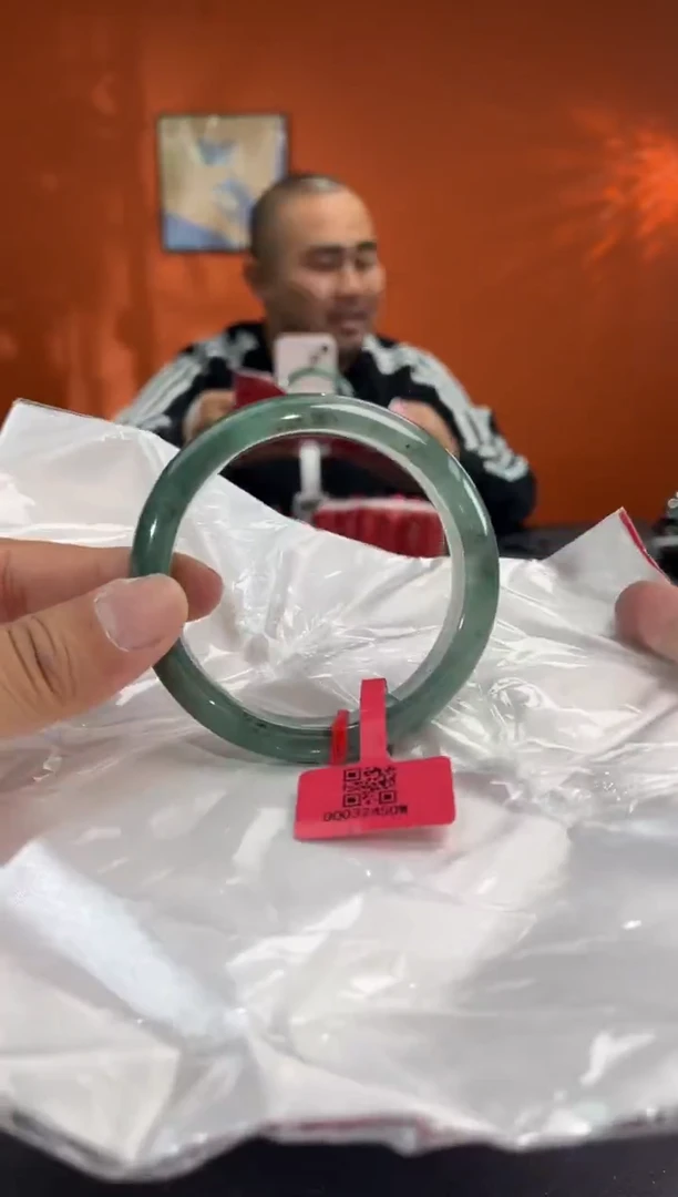 未镶嵌手镯翡翠1 60