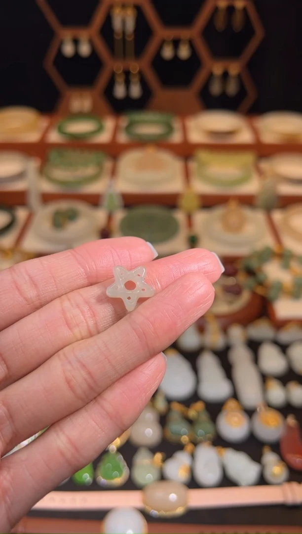 未镶嵌和田玉挂件拂***༅分单