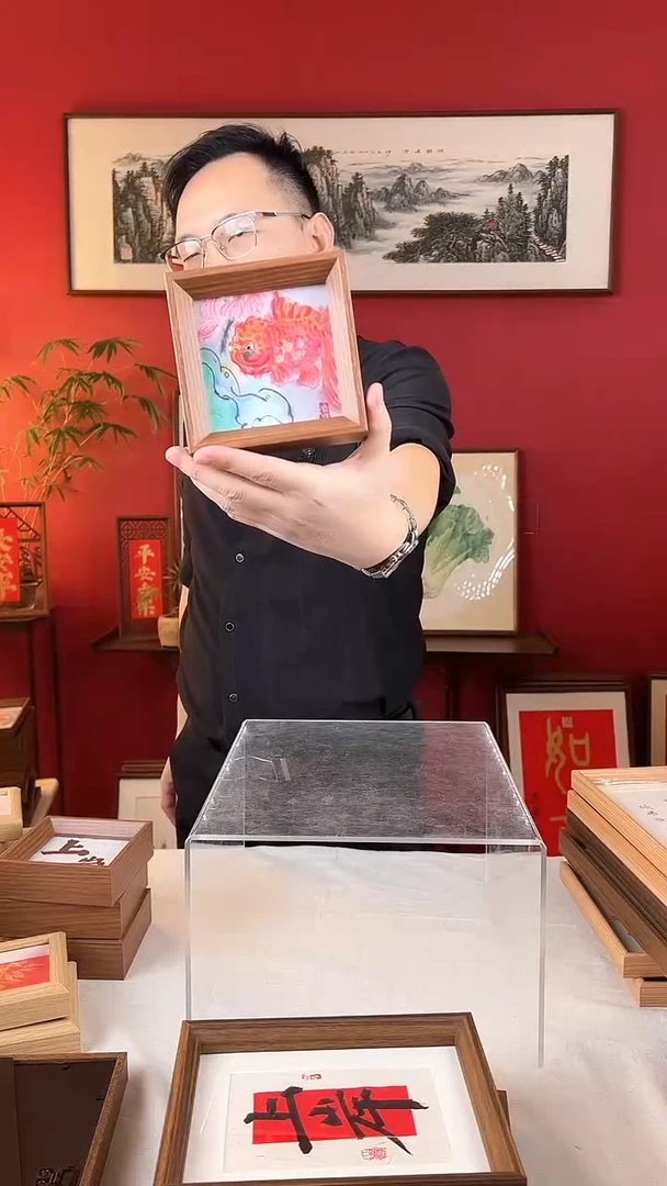 【闪购商品】国画金鱼14*14手绘国画摆台