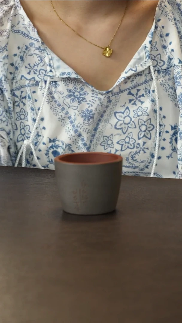 茶杯紫砂吴春艳 紫泥粉 天青泥 城里尘外主人杯
