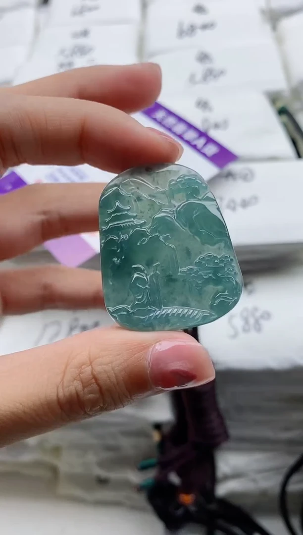 颈饰未镶嵌翡翠8